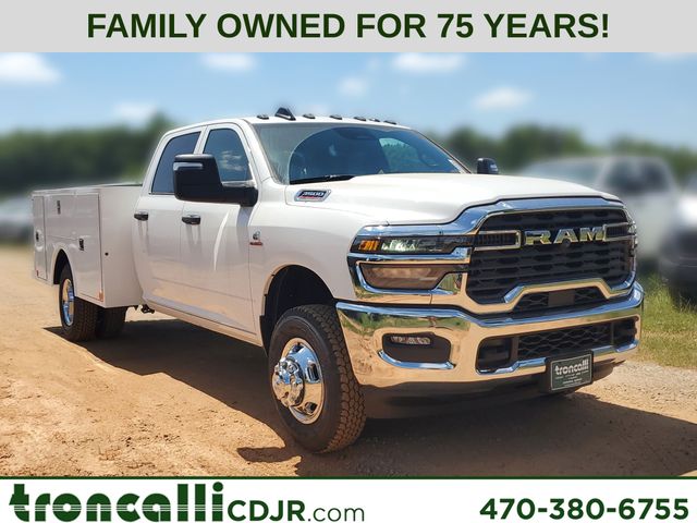 Bright White 2026 RAM 3500 Chassis Pickup Truck Four-Wheel Drive 8-Speed Automatic