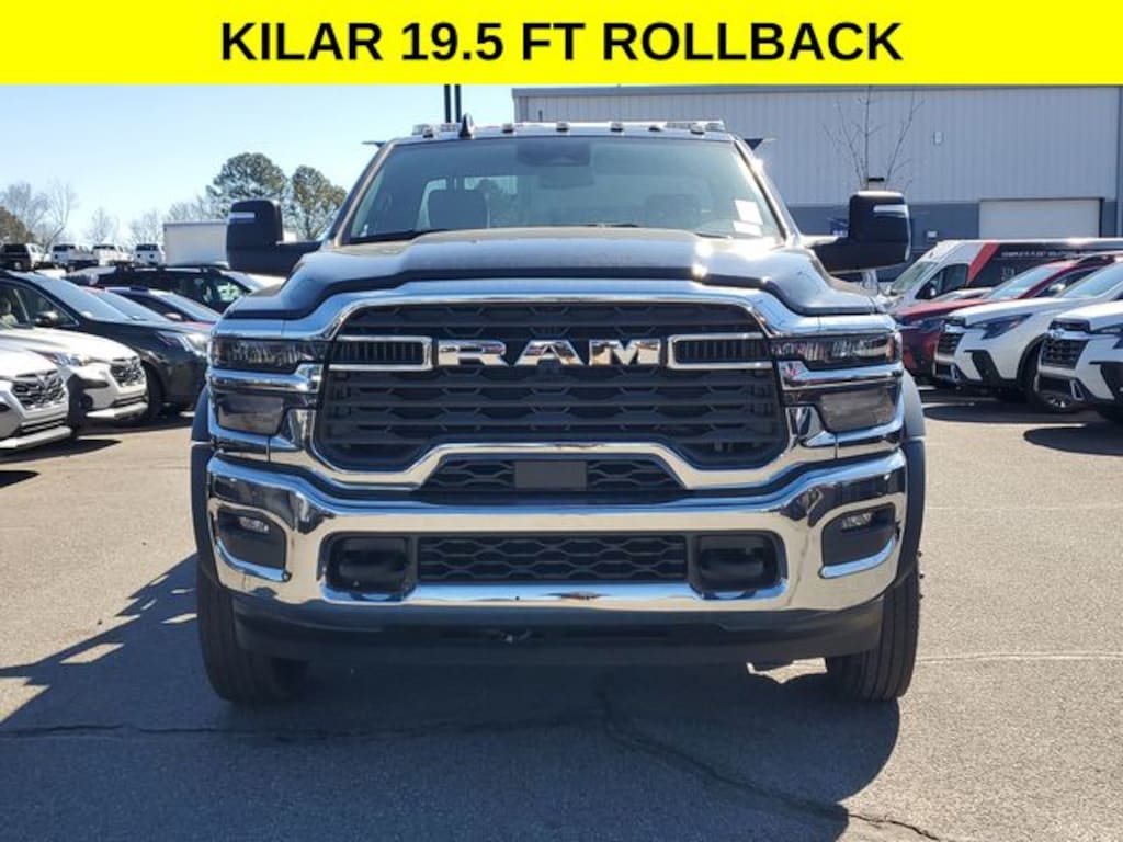 New 2026 Ram 5500 Chassis Cab TRADESMAN REGULAR 4X2 120' CA Pickup