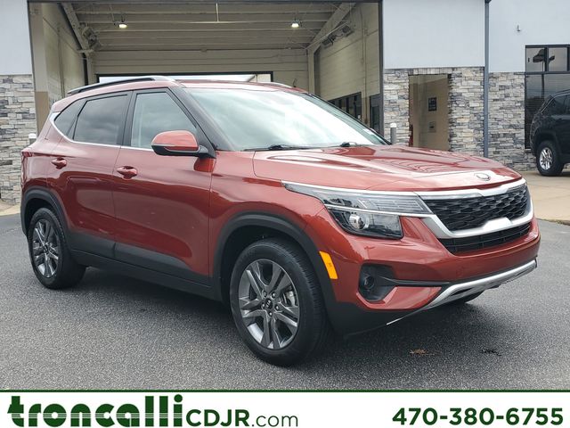 2021 Kia Seltos S's photo