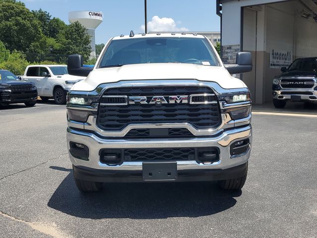 2025 Ram 2500 Tradesman photo 2