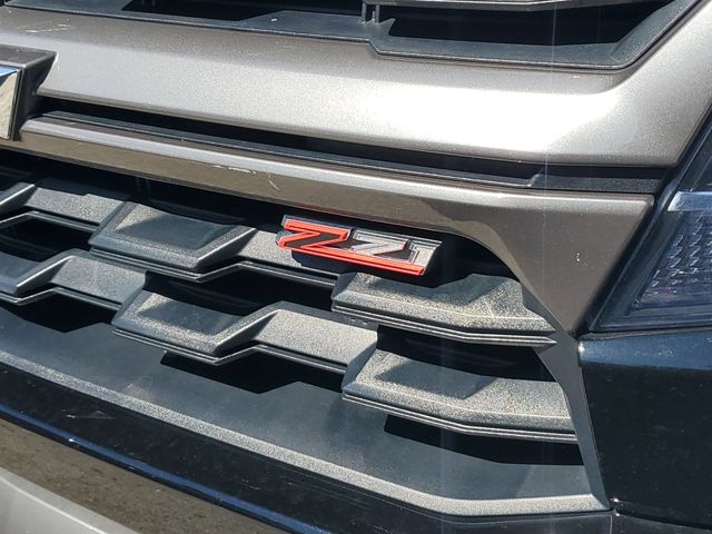 2021 Chevrolet Colorado Z71 photo 3