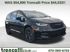 New 2026 Chrysler Pacifica LIMITED Passenger Van in Cumming GA