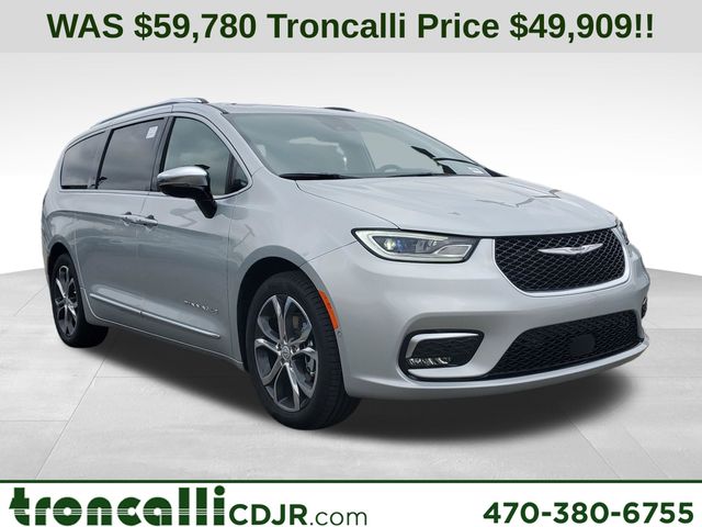 2026 Chrysler Pacifica Pinnacle's photo