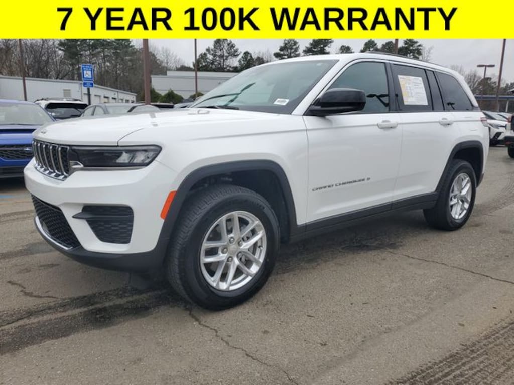 Used 2025 Jeep Grand Cherokee Laredo SUV