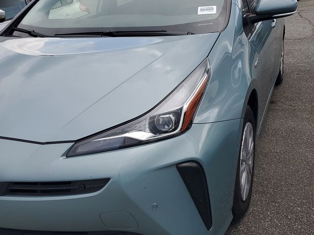 2022 Toyota Prius LE photo 4