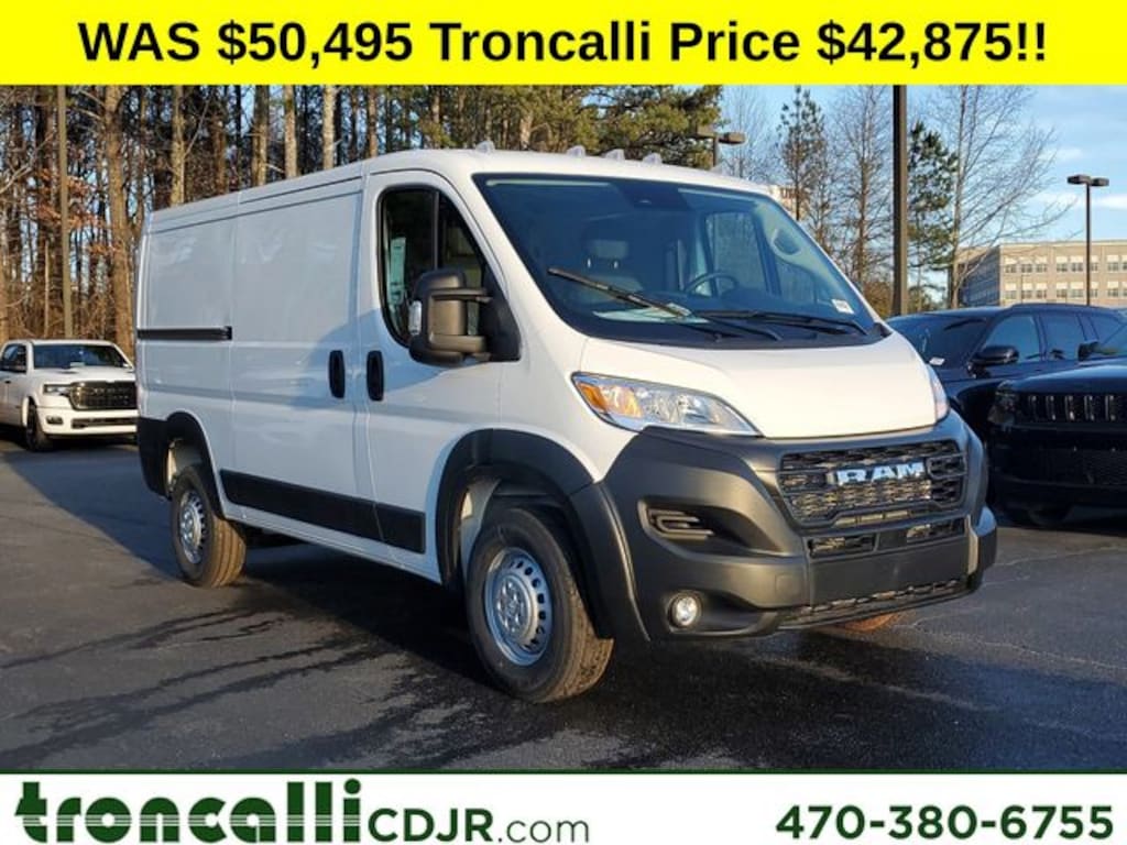 New 2025 Ram ProMaster PROMASTER 1500 TRADESMAN CARGO VAN LOW ROOF 136' W Cargo Van