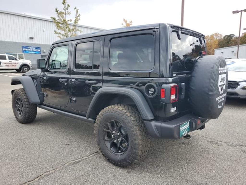 New 2026 Jeep Wrangler 4-DOOR WILLYS Sport Utility