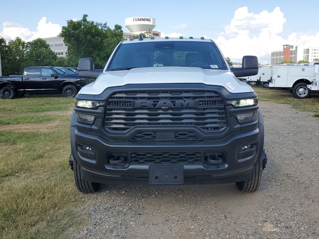 2025 Ram 5500 Tradesman photo 2