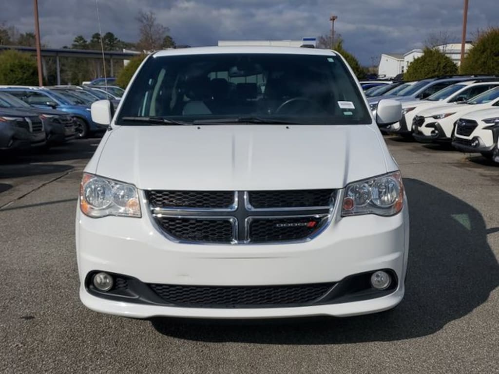 Used 2019 Dodge Grand Caravan SXT Minivan/Van