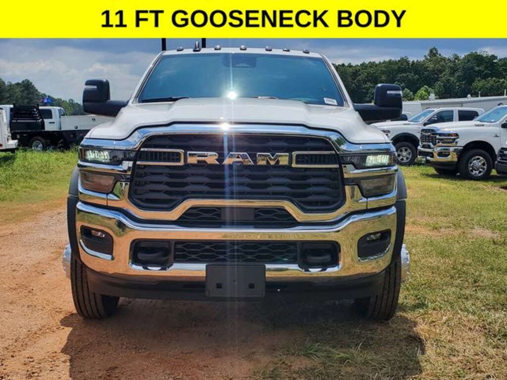 New 2025 Ram 4500 Chassis Cab 4500 TRADESMAN CHASSIS CREW CAB 4X4 84' CA Pickup