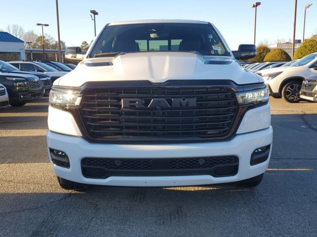 New 2026 Ram 1500 LARAMIE CREW CAB 4X4 5'7 BOX Pickup