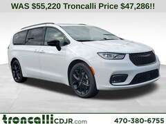 2026 Chrysler Pacifica LIMITED Passenger Van