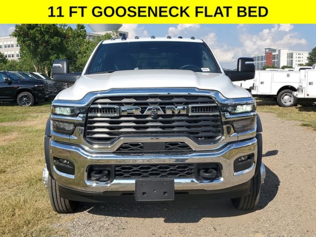 New 2025 Ram 5500 Chassis Cab 5500 TRADESMAN CHASSIS CREW CAB 4X4 84' CA Pickup