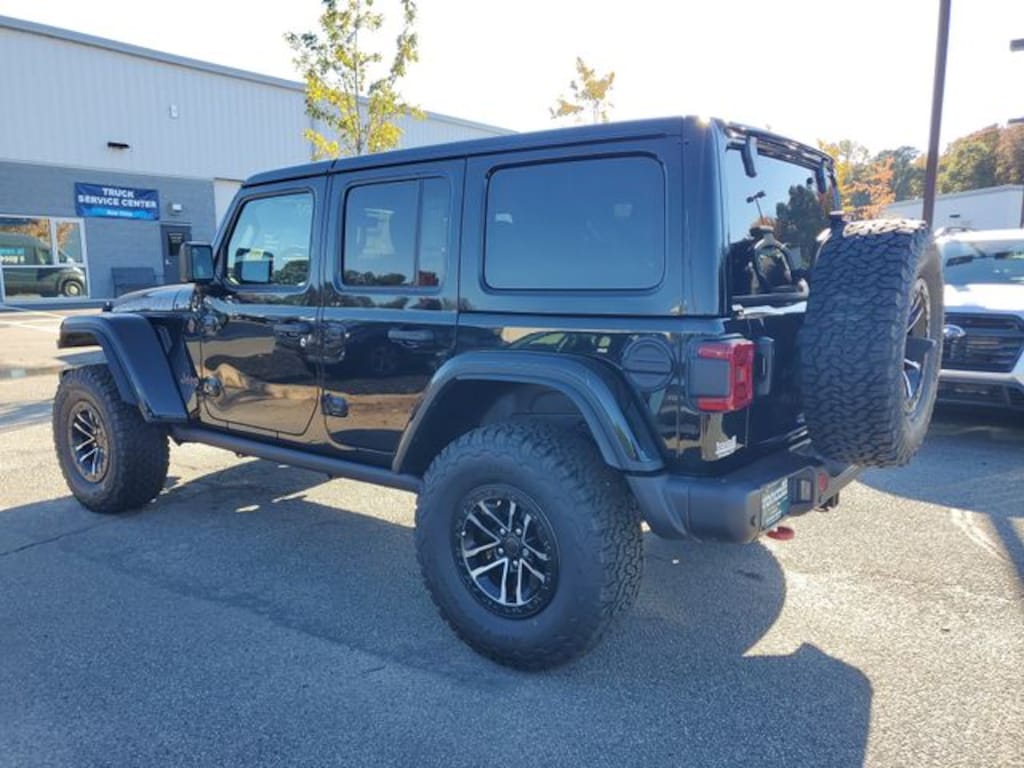 New 2026 Jeep Wrangler 4-DOOR RUBICON X Sport Utility