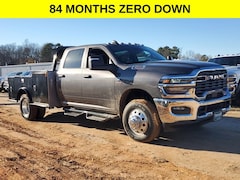2026 Ram 3500 Chassis Cab TRADESMAN CREW   4X4 60' CA Pickup