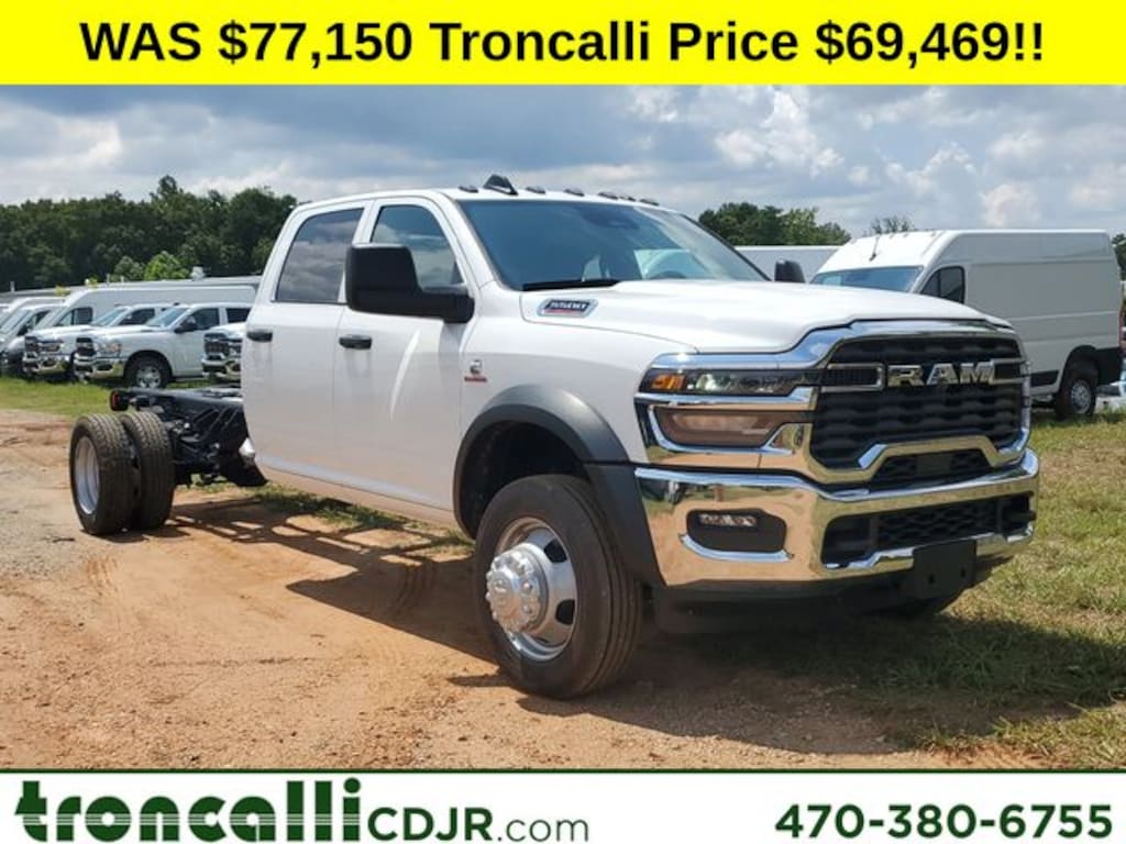 New 2025 Ram 5500 Chassis Cab 5500 TRADESMAN CHASSIS CREW CAB 4X4 84' CA Pickup