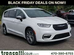 2026 Chrysler Pacifica PINNACLE Passenger Van