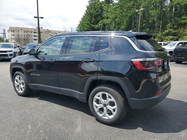 2025 Jeep Compass Sport photo 4