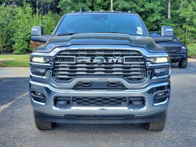 2025 Ram 2500 Tradesman photo 2