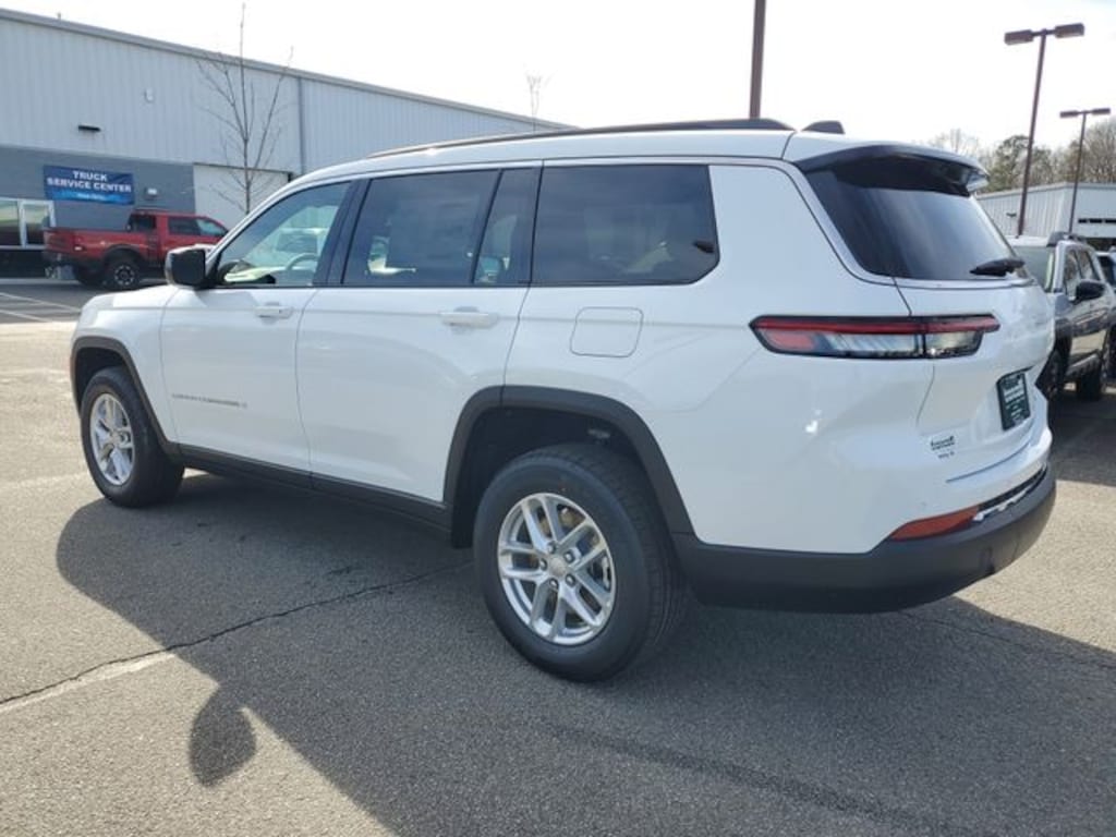 New 2025 Jeep Grand Cherokee L LAREDO X 4X2 Sport Utility