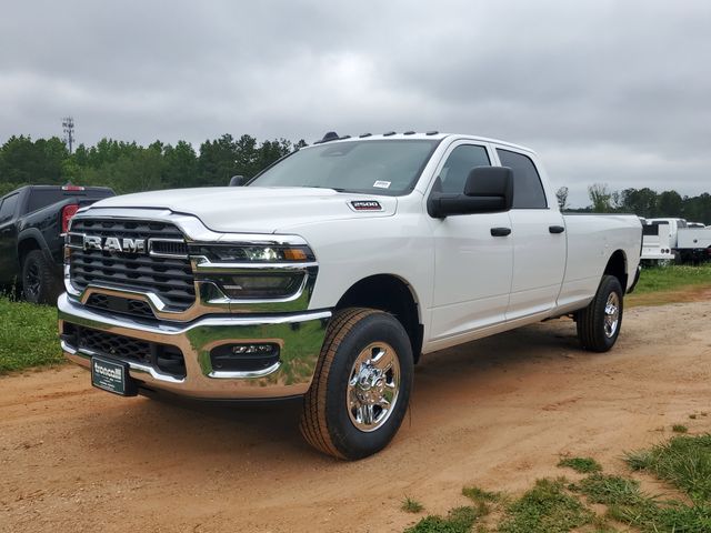 2025 Ram 2500 Tradesman photo 3