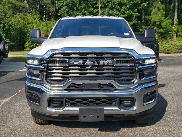 2025 Ram 2500 Tradesman photo 2