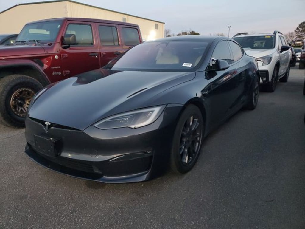 Used 2024 Tesla Model S Base Hatchback