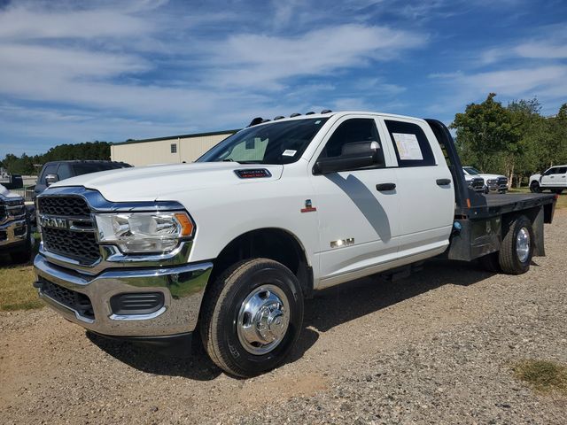 2022 Ram 3500 Tradesman photo 3