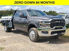 2025 Ram 3500 Chassis Cab 3500 BIG HORN CREW CAB CHASSIS 4X4 60' CA Pickup
