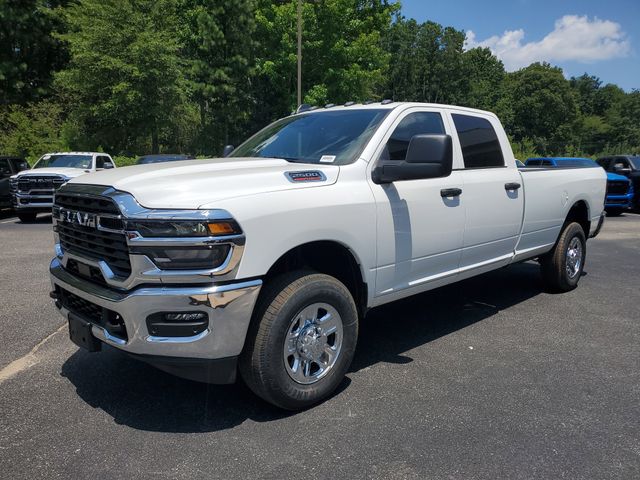 2025 Ram 2500 Tradesman photo 3