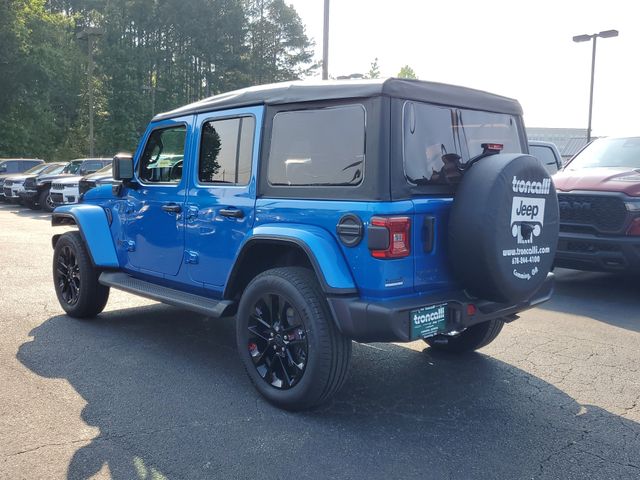 2025 Jeep Wrangler Sahara 4xe photo 3