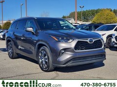 Used 2022 Toyota Highlander XLE SUV in Cumming GA