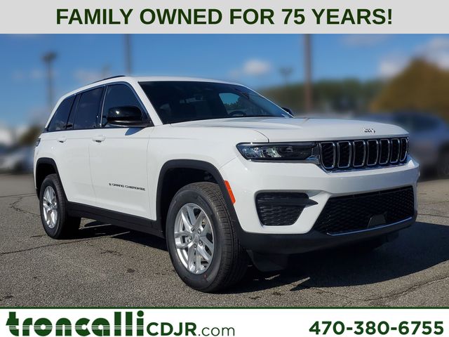 Bright White 2026 Jeep Grand Cherokee SUV / Crossover Four-Wheel Drive 8-Speed Automatic