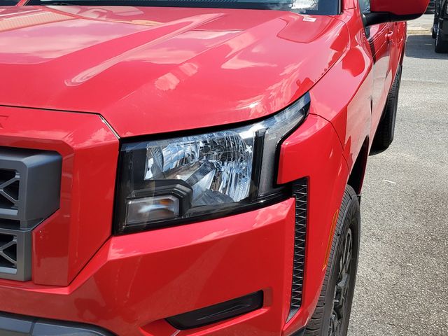 2022 Nissan Frontier SV photo 3