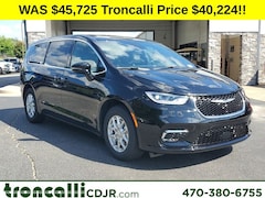 2025 Chrysler Pacifica SELECT Passenger Van