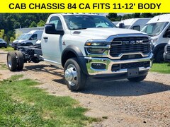 2026 Ram 5500 Chassis Cab TRADESMAN  REGULAR  4X2 84' CA Pickup