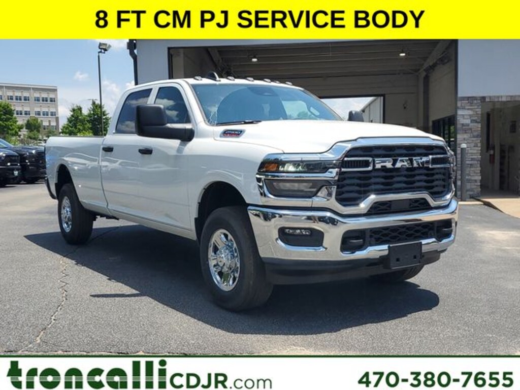 New 2025 Ram 2500 TRADESMAN CREW CAB 4X4 8' BOX Pickup