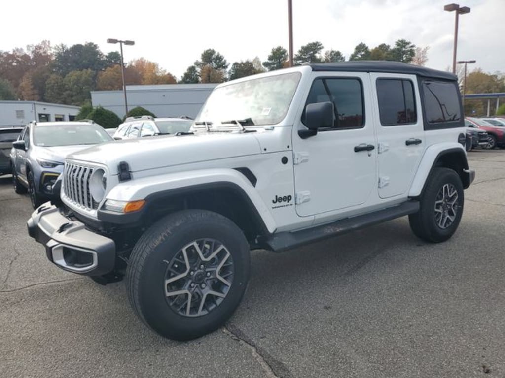 New 2026 Jeep Wrangler 4-DOOR SAHARA Sport Utility