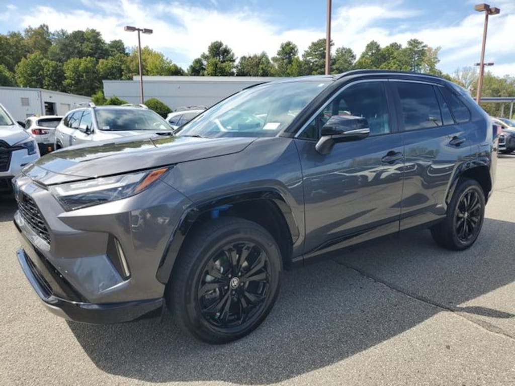 Used 2022 Toyota RAV4 Hybrid XSE SUV