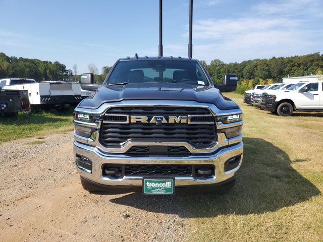2026 Ram 3500 Tradesman photo 2