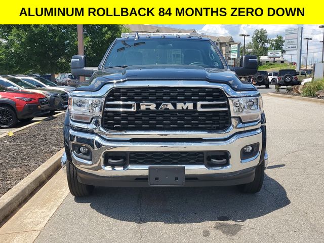 2024 Ram 5500 SLT photo 2