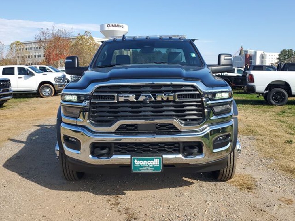 New 2026 Ram 5500 Chassis Cab TRADESMAN REGULAR 4X2 120' CA Pickup