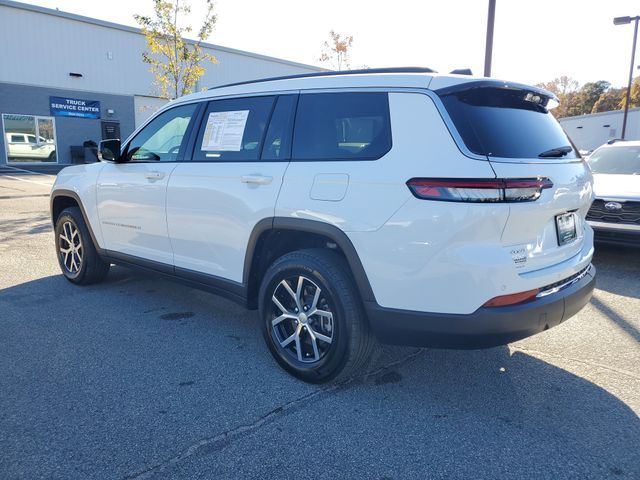 2025 Jeep Grand Cherokee Limited photo 4