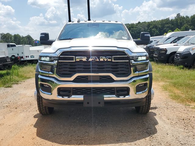 2025 Ram 4500 Tradesman photo 2