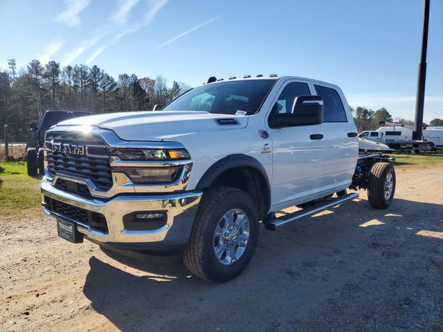 2026 Ram 3500 Tradesman photo 3