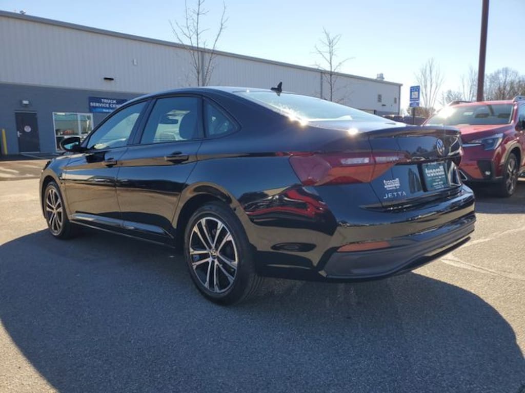 Used 2024 Volkswagen Jetta 1.5T Sport Sedan