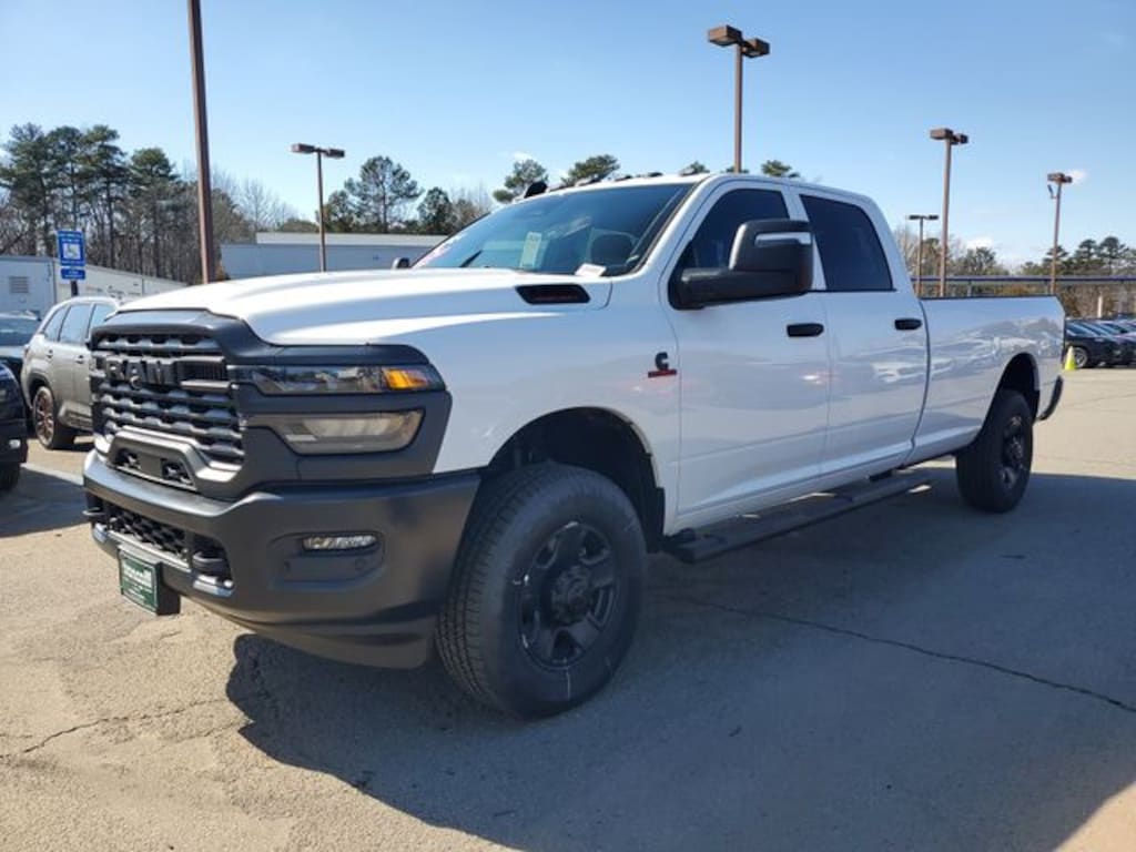 New 2026 Ram 3500 TRADESMAN CREW CAB 4X4 8' BOX Pickup