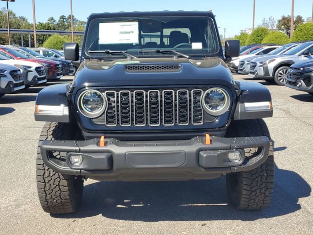 New 2025 Jeep Gladiator MOJAVE X 4X4 Pickup