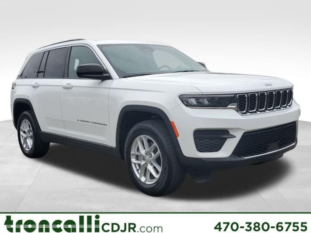 Used 2025 Jeep Grand Cherokee Laredo SUV