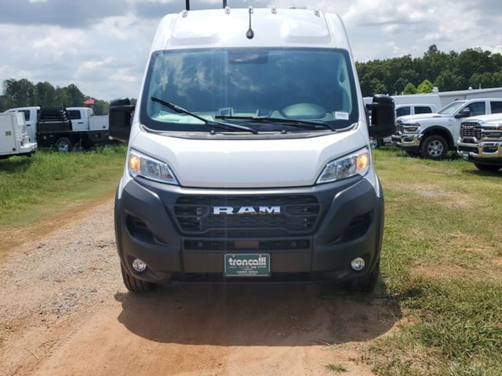 New 2025 Ram ProMaster PROMASTER 1500 TRADESMAN CARGO VAN HIGH ROOF 136' Cargo Van